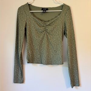 Stylish Green Ruched Long Sleeve Top